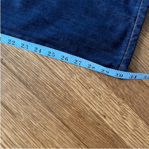 7 for All Mankind Straight Leg Standard Jeans Dark Wash 33 Waist EUC - Picture 7 of 9